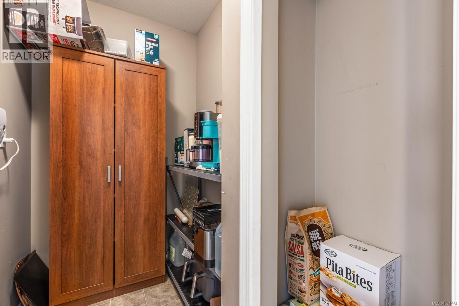 3292 Eighth St, Cumberland, British Columbia  V0R 1S0 - Photo 24 - 1031564