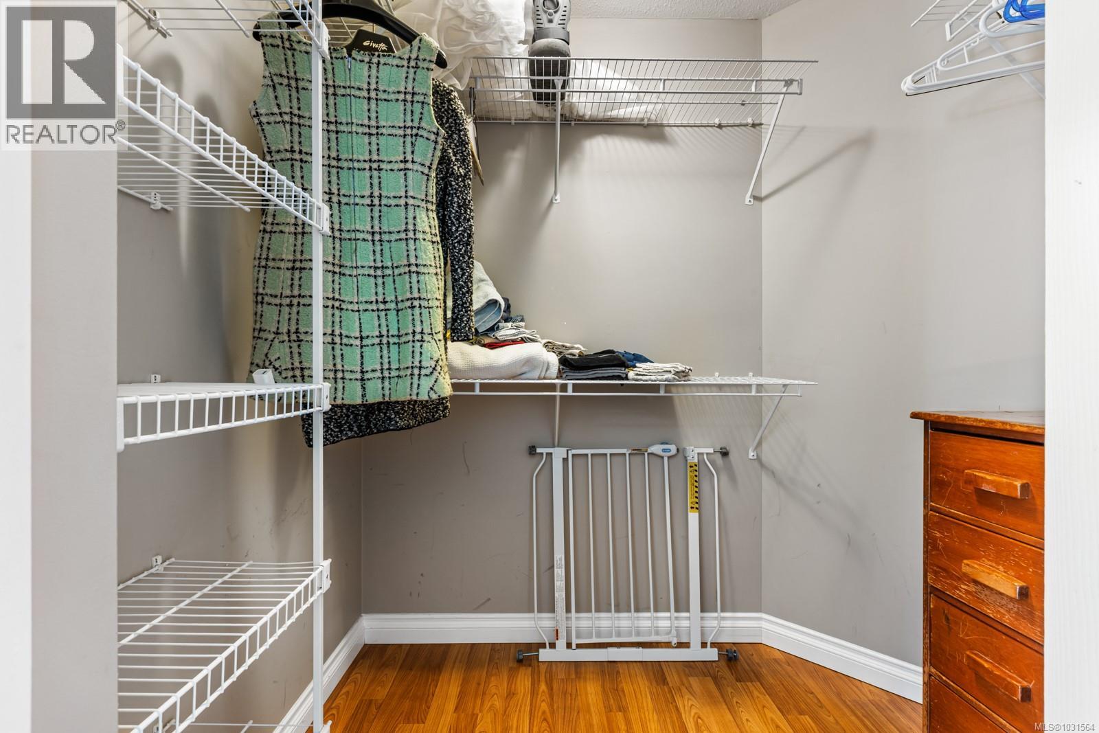 3292 Eighth St, Cumberland, British Columbia  V0R 1S0 - Photo 17 - 1031564