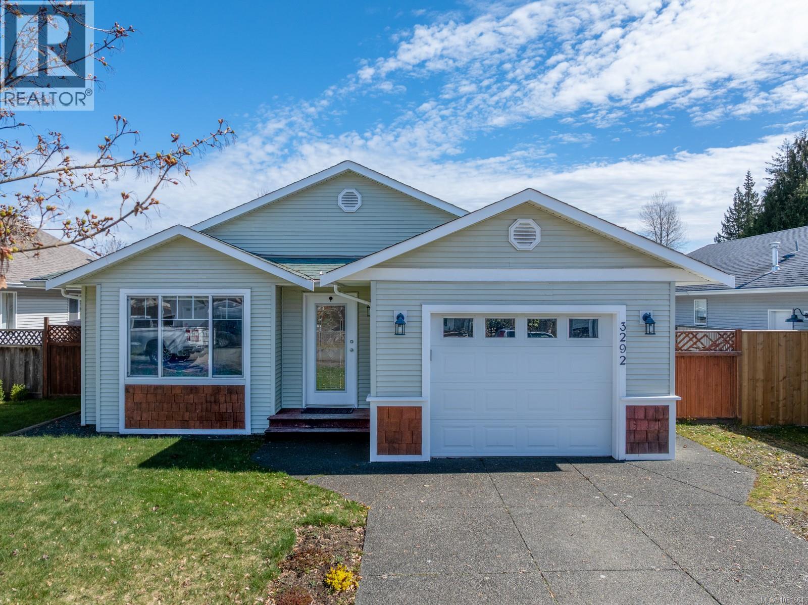 3292 Eighth St, Cumberland, British Columbia  V0R 1S0 - Photo 26 - 1031564