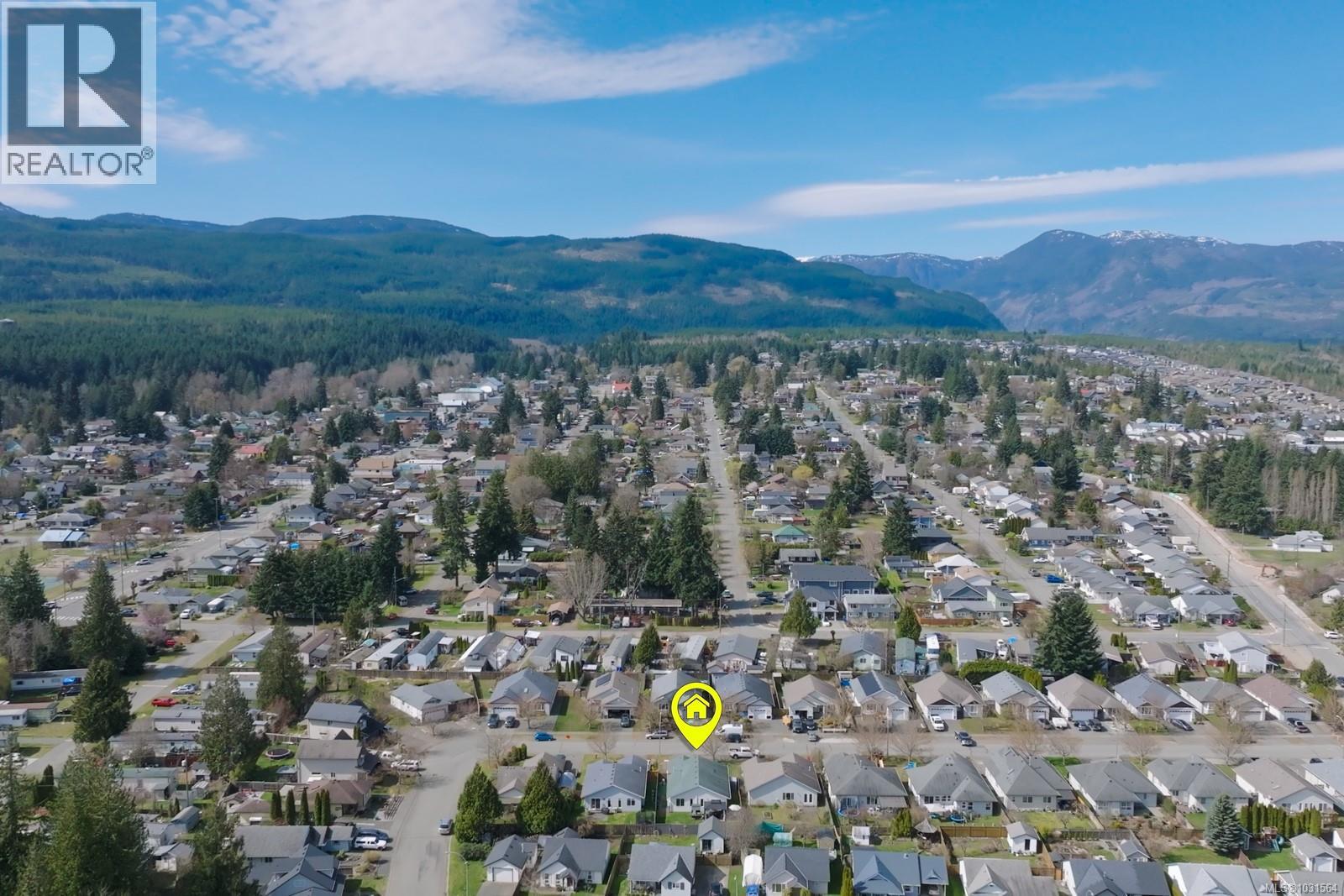 3292 Eighth St, Cumberland, British Columbia  V0R 1S0 - Photo 30 - 1031564