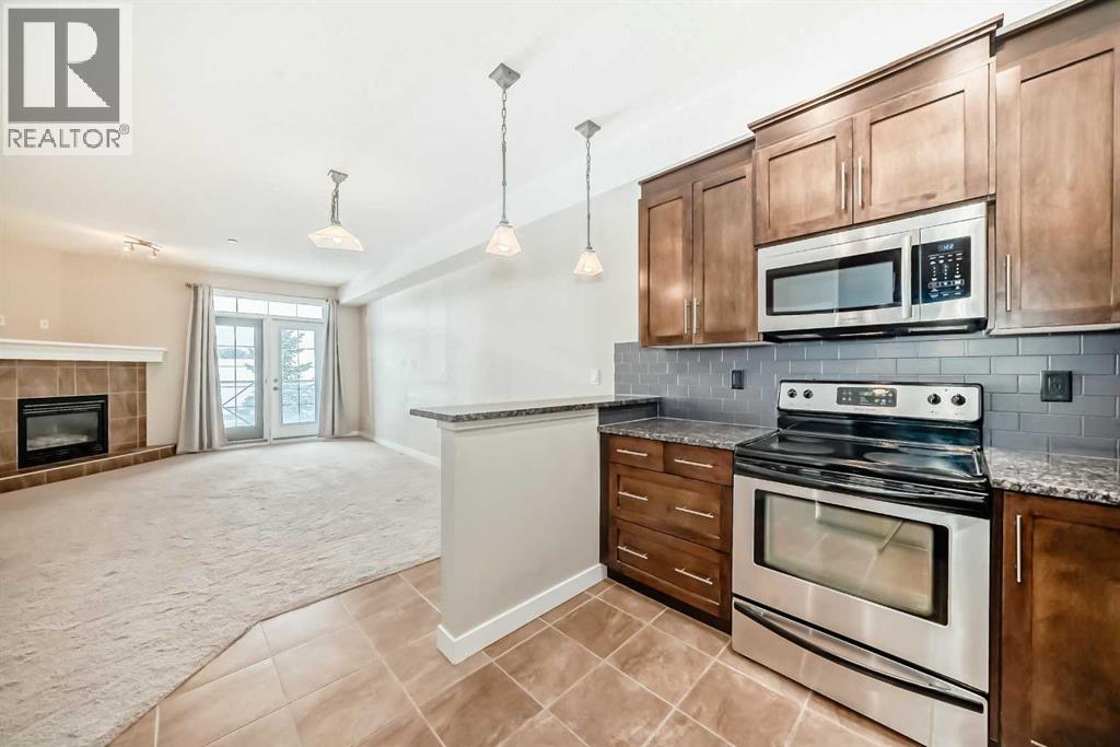 206, 1005b Westmount Drive, Strathmore, Alberta  T1P 0C3 - Photo 1 - A2293890