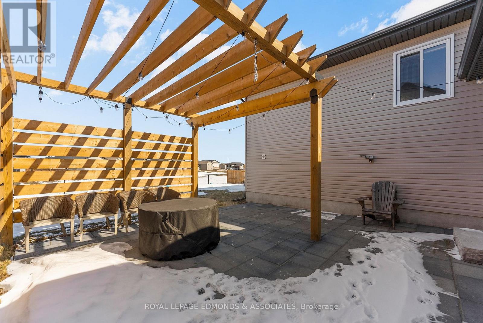 142 Chad Street, Petawawa, Ontario  K8H 0G8 - Photo 34 - X12978084