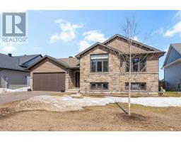 142 CHAD STREET, Petawawa, Ontario