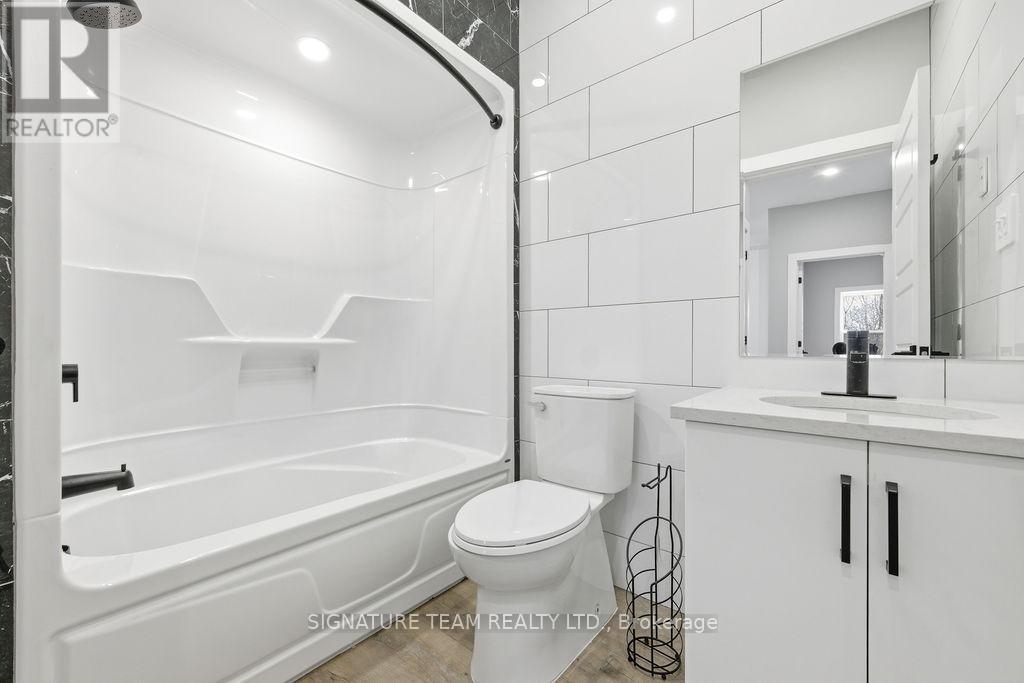 301 - 78b Queen Street, Bonnechere Valley, Ontario  K0J 1T0 - Photo 18 - X12978174