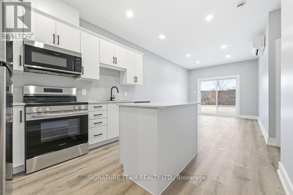 204 - 78 B Queen Street, Bonnechere Valley, Ontario  K0J 1T0 - Photo 18 - X12978178