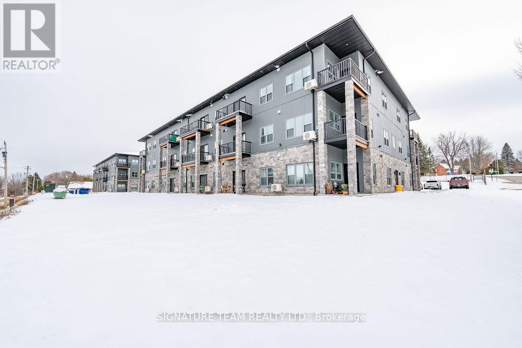 204 - 78 B Queen Street, Bonnechere Valley, Ontario  K0J 1T0 - Photo 5 - X12978178