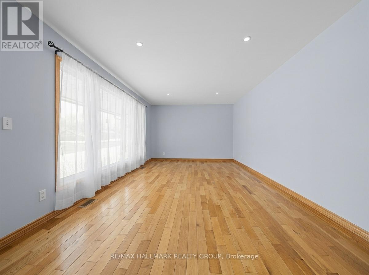 66 Broadview Avenue E, Smiths Falls, Ontario  K7A 3W6 - Photo 13 - X12978004