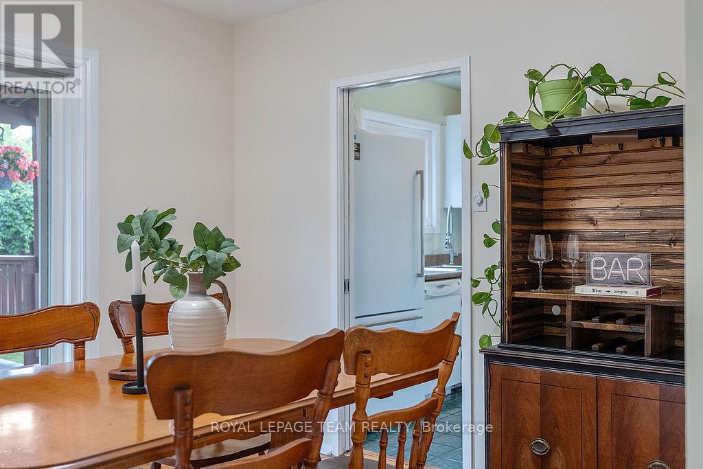 123 Abbeyhill Drive, Ottawa, Ontario  K2L 1H4 - Photo 9 - X12978154