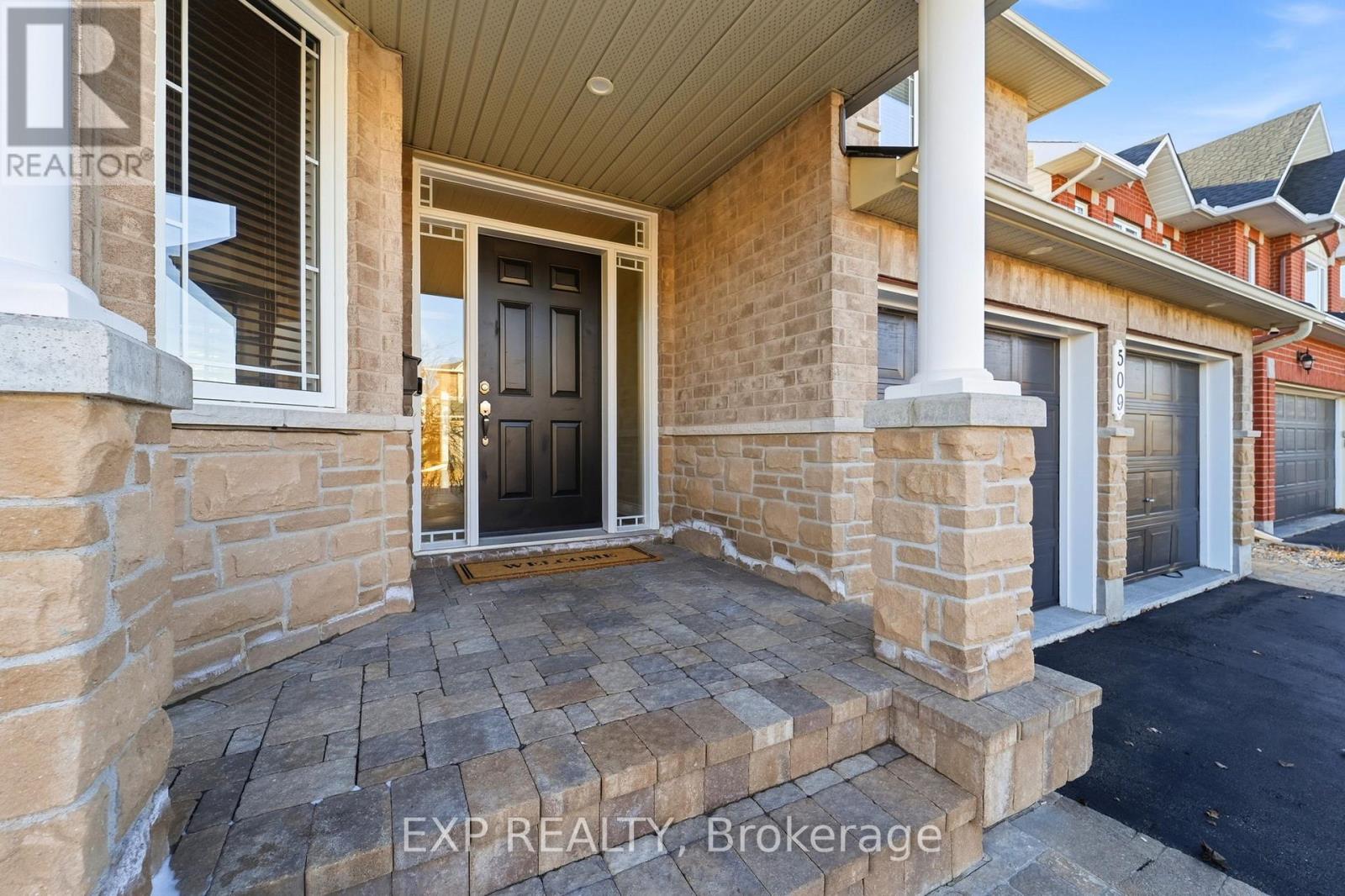 509 Clarington Avenue, Ottawa, Ontario  K4A 0A3 - Photo 2 - X12978188