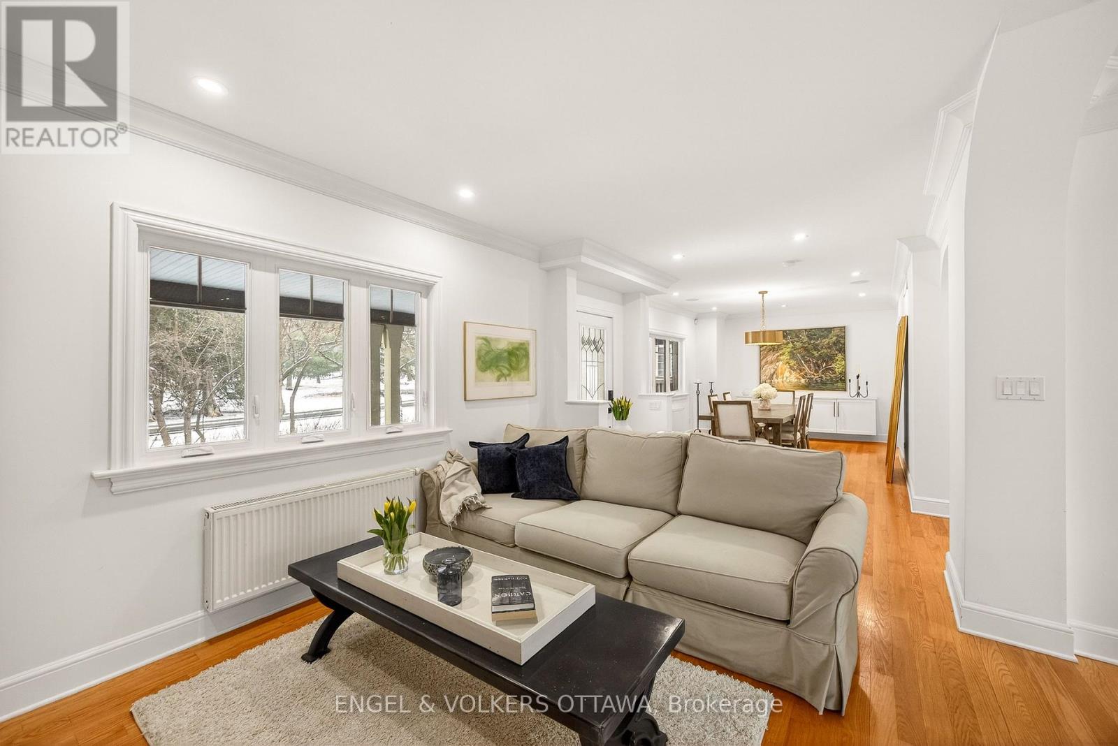 498 Queen Elizabeth Drive, Ottawa, Ontario  K1S 3N4 - Photo 10 - X12978198