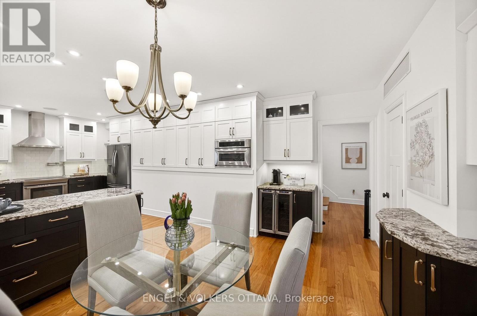 498 Queen Elizabeth Drive, Ottawa, Ontario  K1S 3N4 - Photo 18 - X12978198