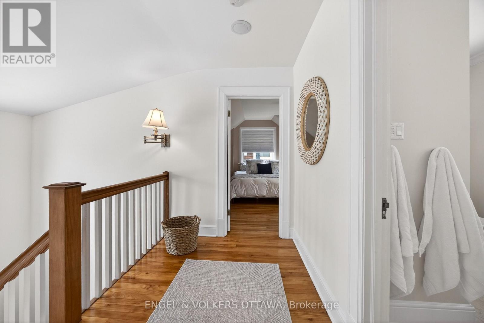 498 Queen Elizabeth Drive, Ottawa, Ontario  K1S 3N4 - Photo 34 - X12978198