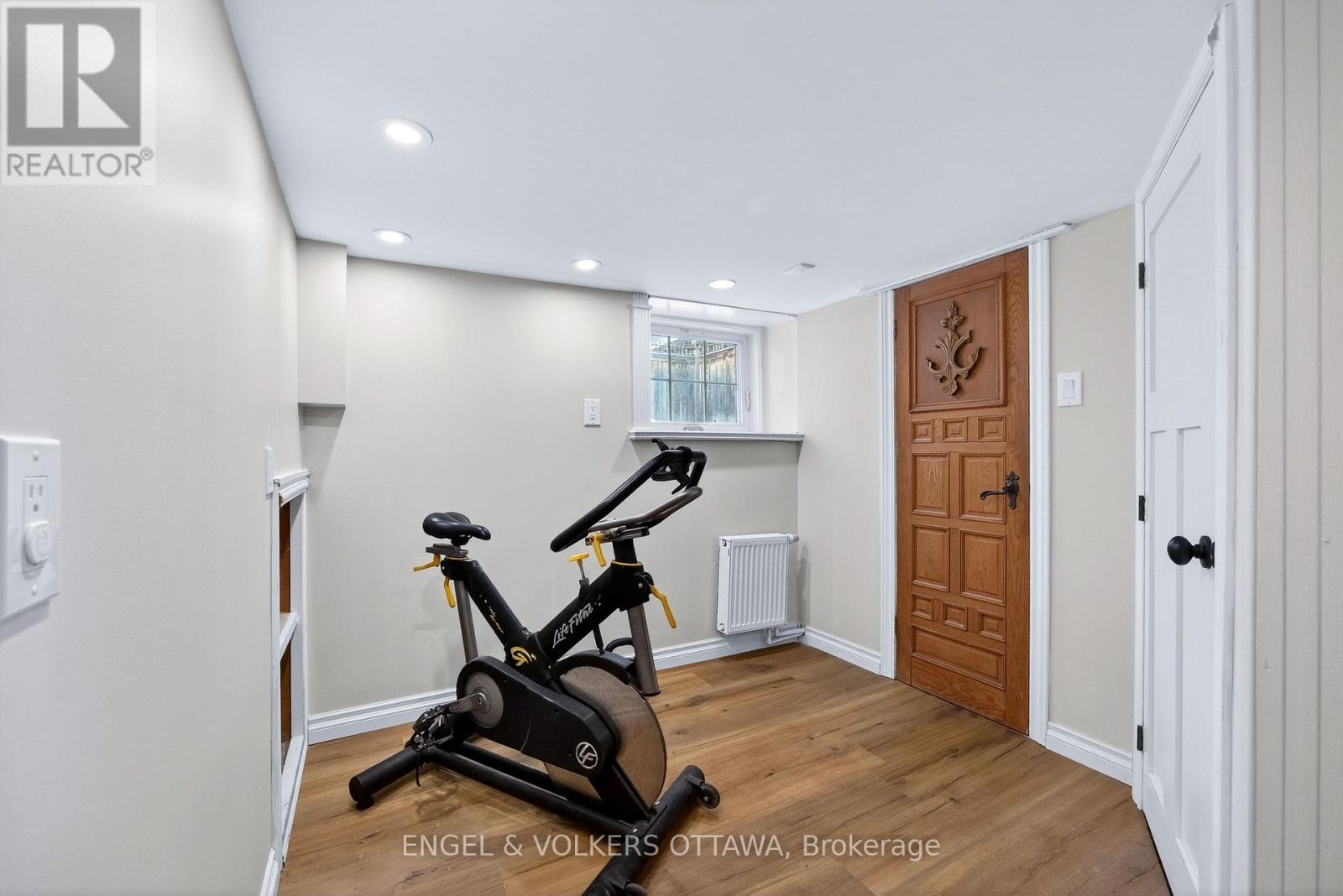 498 Queen Elizabeth Drive, Ottawa, Ontario  K1S 3N4 - Photo 46 - X12978198