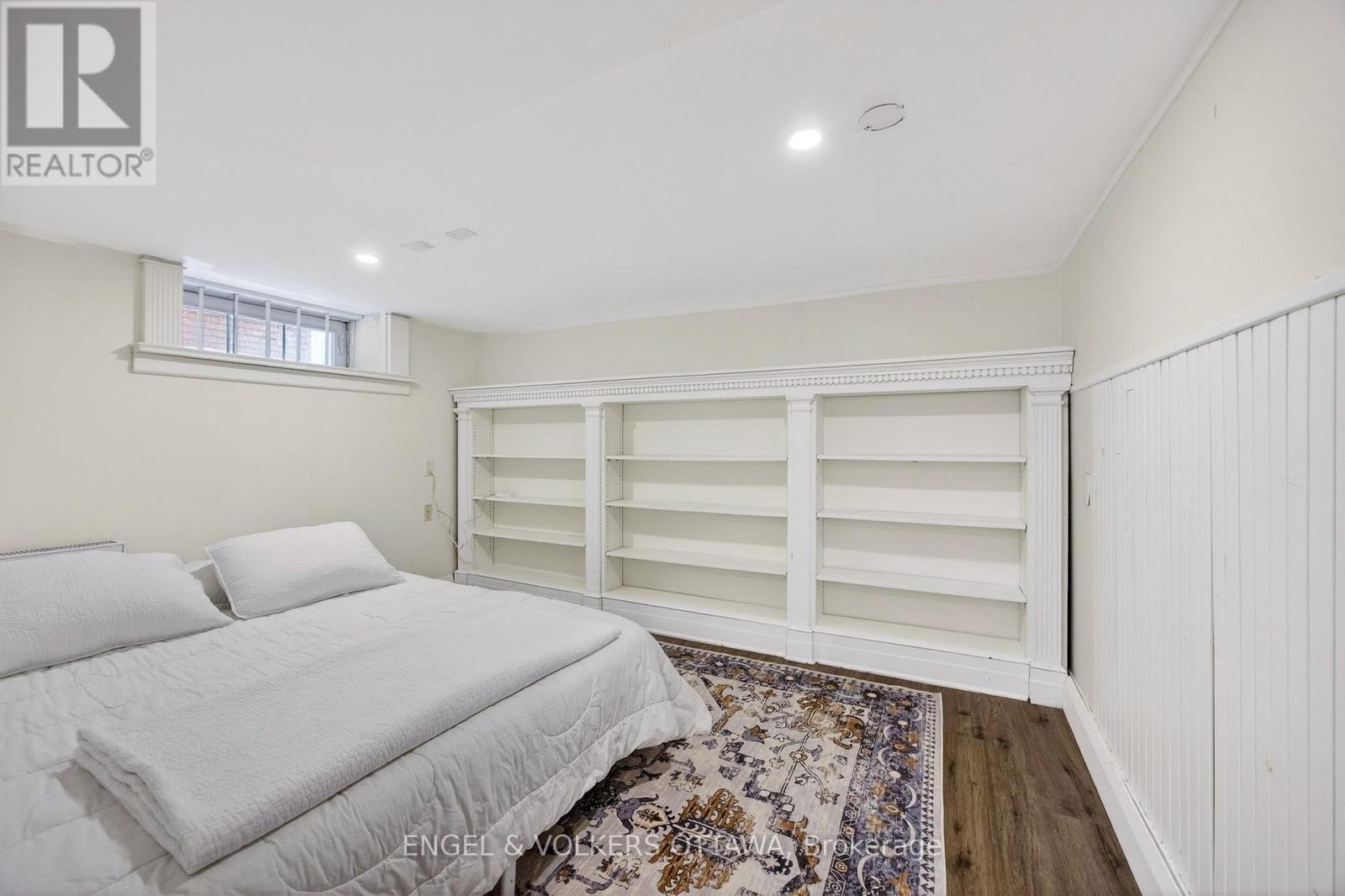 498 Queen Elizabeth Drive, Ottawa, Ontario  K1S 3N4 - Photo 47 - X12978198