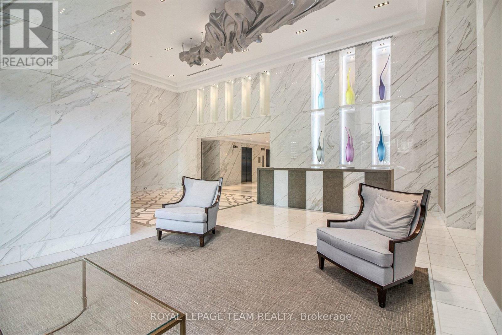 406 - 111 Champagne Avenue S, Ottawa, Ontario  K1S 5V3 - Photo 5 - X12978204