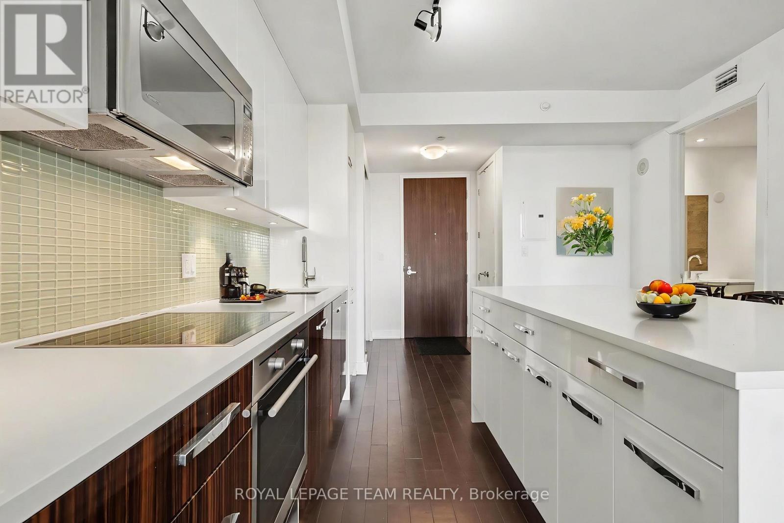 406 - 111 Champagne Avenue S, Ottawa, Ontario  K1S 5V3 - Photo 8 - X12978204