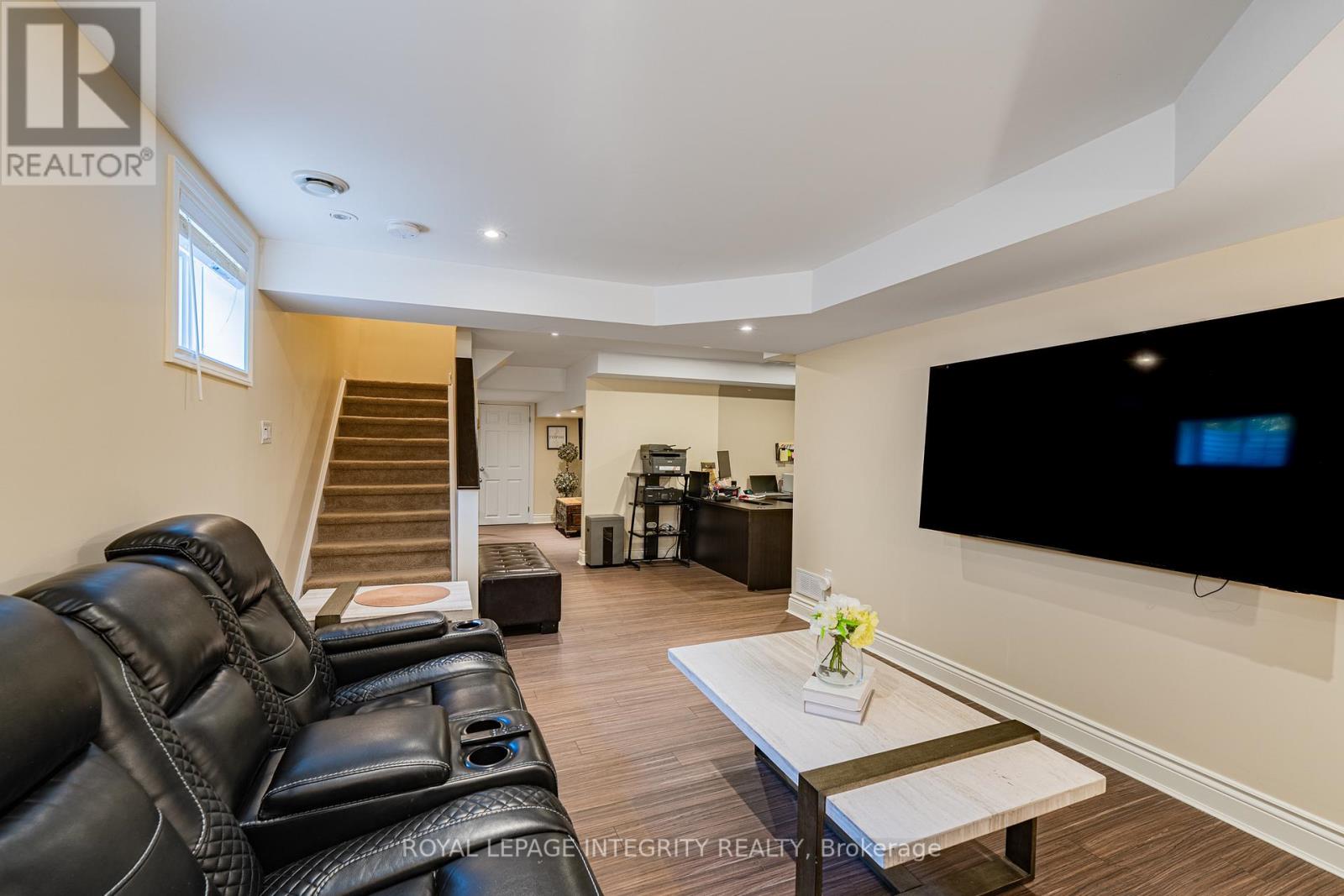 349 Celtic Ridge Crescent, Ottawa, Ontario  K2W 0B6 - Photo 34 - X12978232