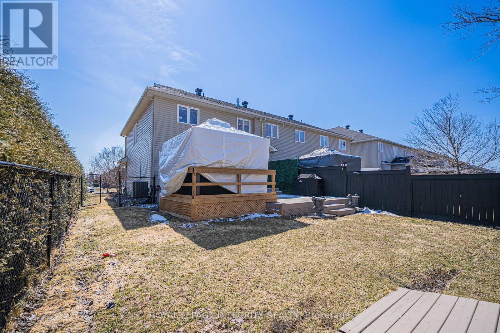 349 Celtic Ridge Crescent, Ottawa, Ontario  K2W 0B6 - Photo 38 - X12978232