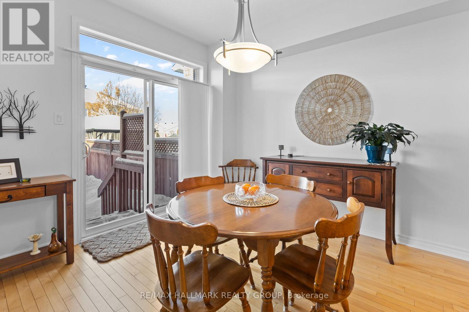 219 Jersey Tea Circle, Ottawa, Ontario  K1V 2L4 - Photo 10 - X12978234