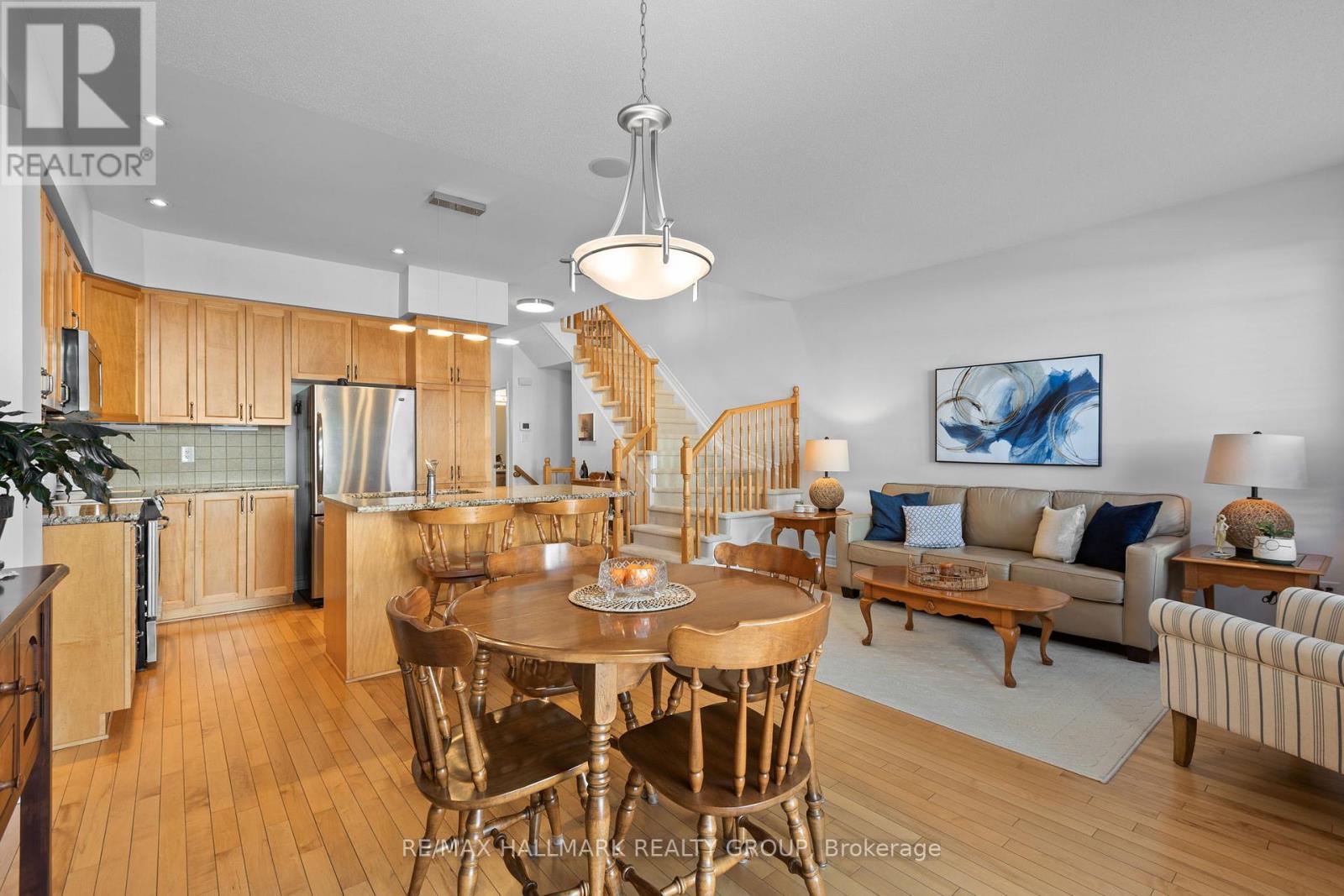 219 Jersey Tea Circle, Ottawa, Ontario  K1V 2L4 - Photo 11 - X12978234