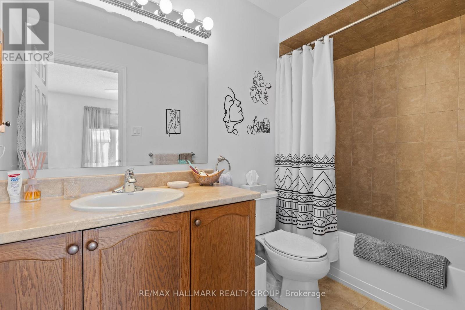 219 Jersey Tea Circle, Ottawa, Ontario  K1V 2L4 - Photo 16 - X12978234