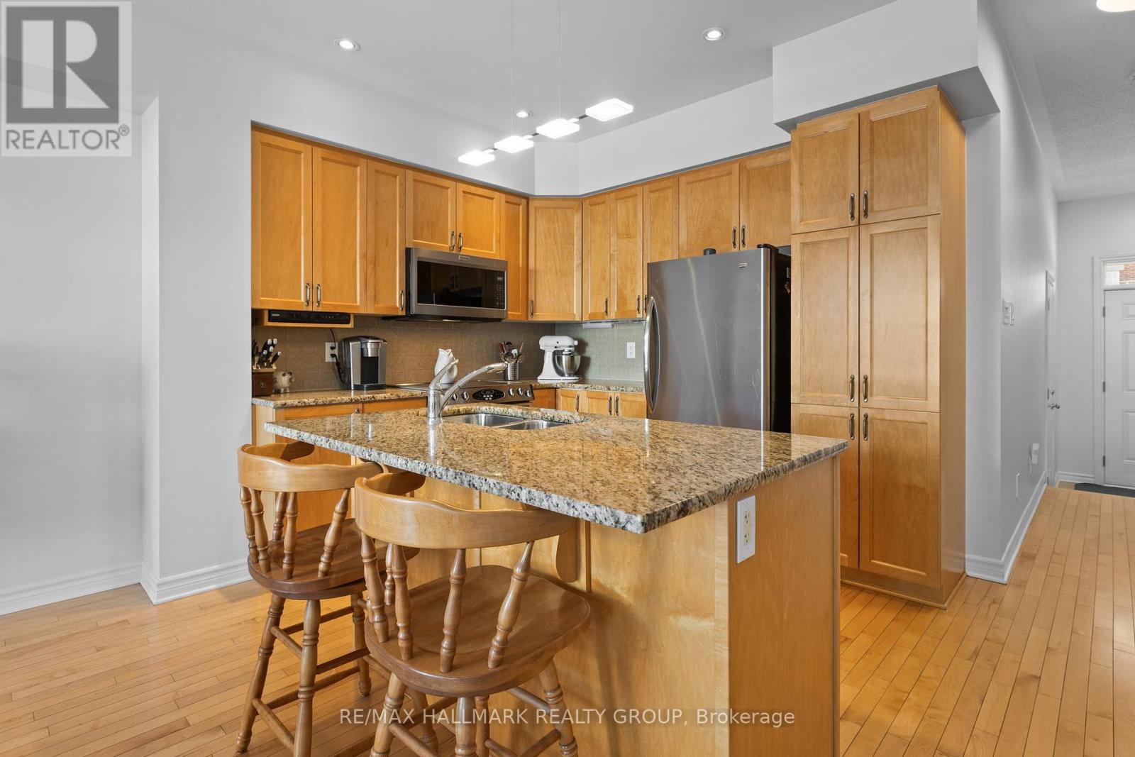 219 Jersey Tea Circle, Ottawa, Ontario  K1V 2L4 - Photo 7 - X12978234