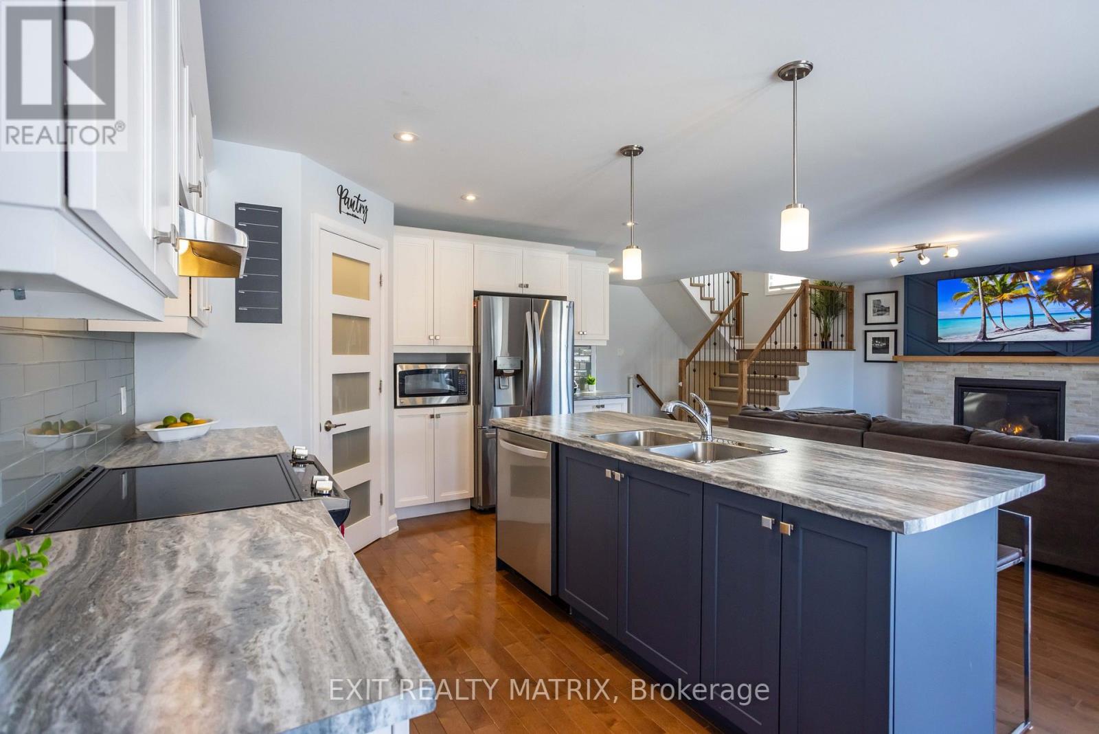 273 Central Park Boulevard, Russell, Ontario  K4R 0E9 - Photo 12 - X12978246