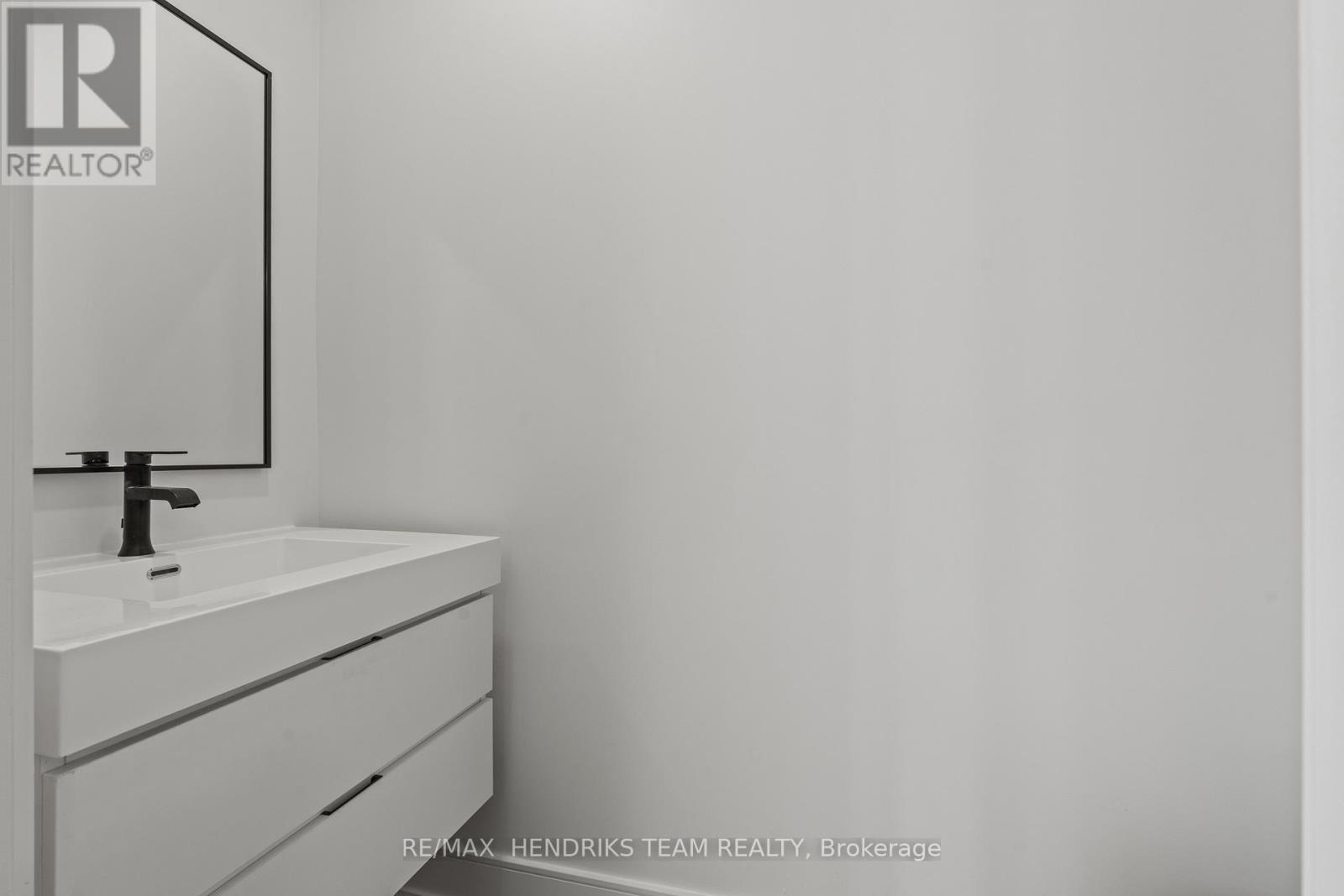 160 Everett Common, St. Catharines, Ontario  L2P 0G7 - Photo 16 - X12978256