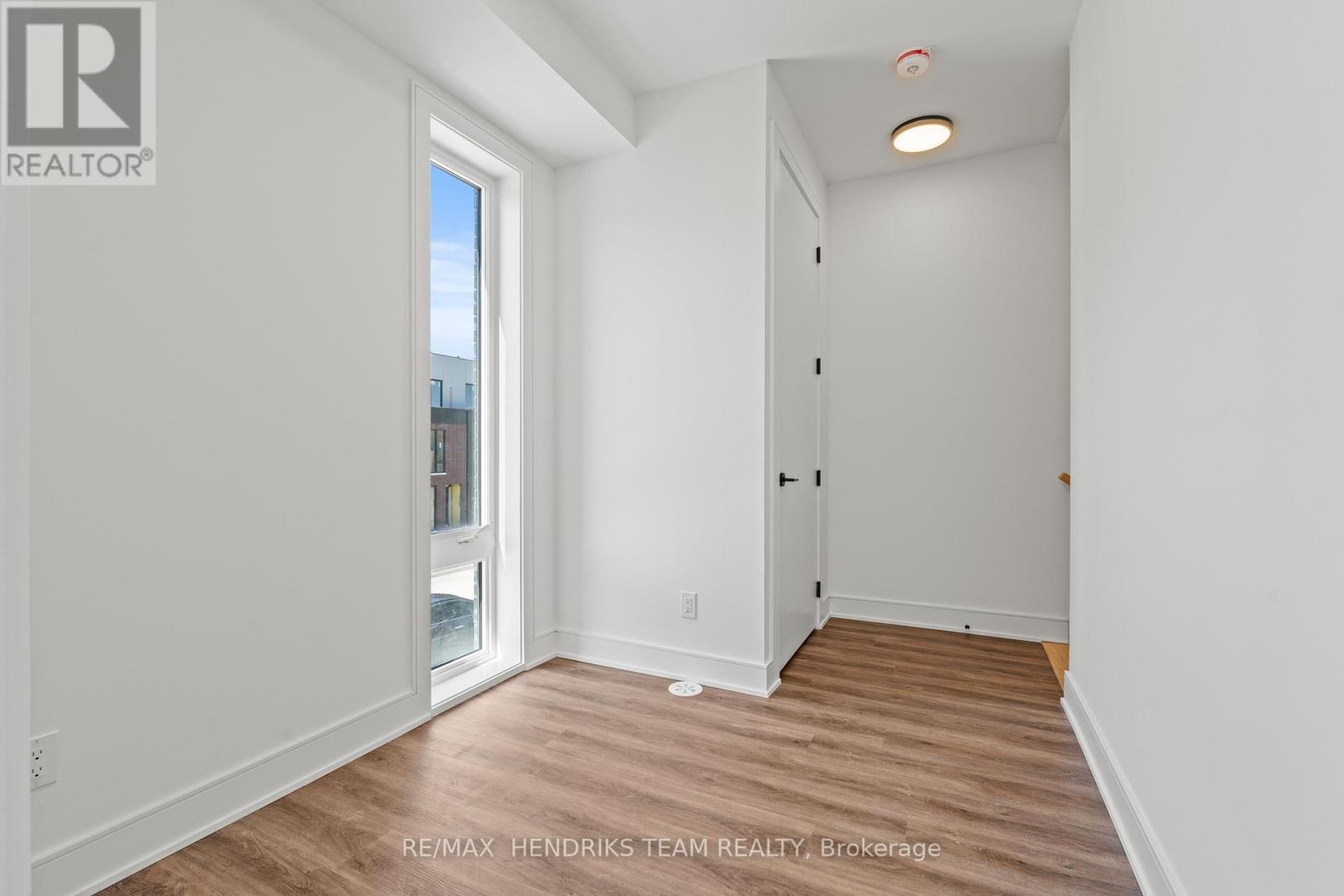 160 Everett Common, St. Catharines, Ontario  L2P 0G7 - Photo 17 - X12978256