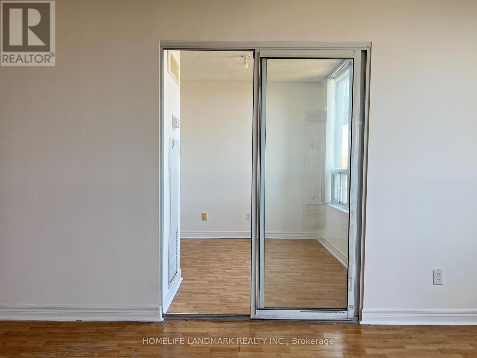 909 - 28 Empress Avenue, Toronto, Ontario  M2N 6Z7 - Photo 11 - C12967302