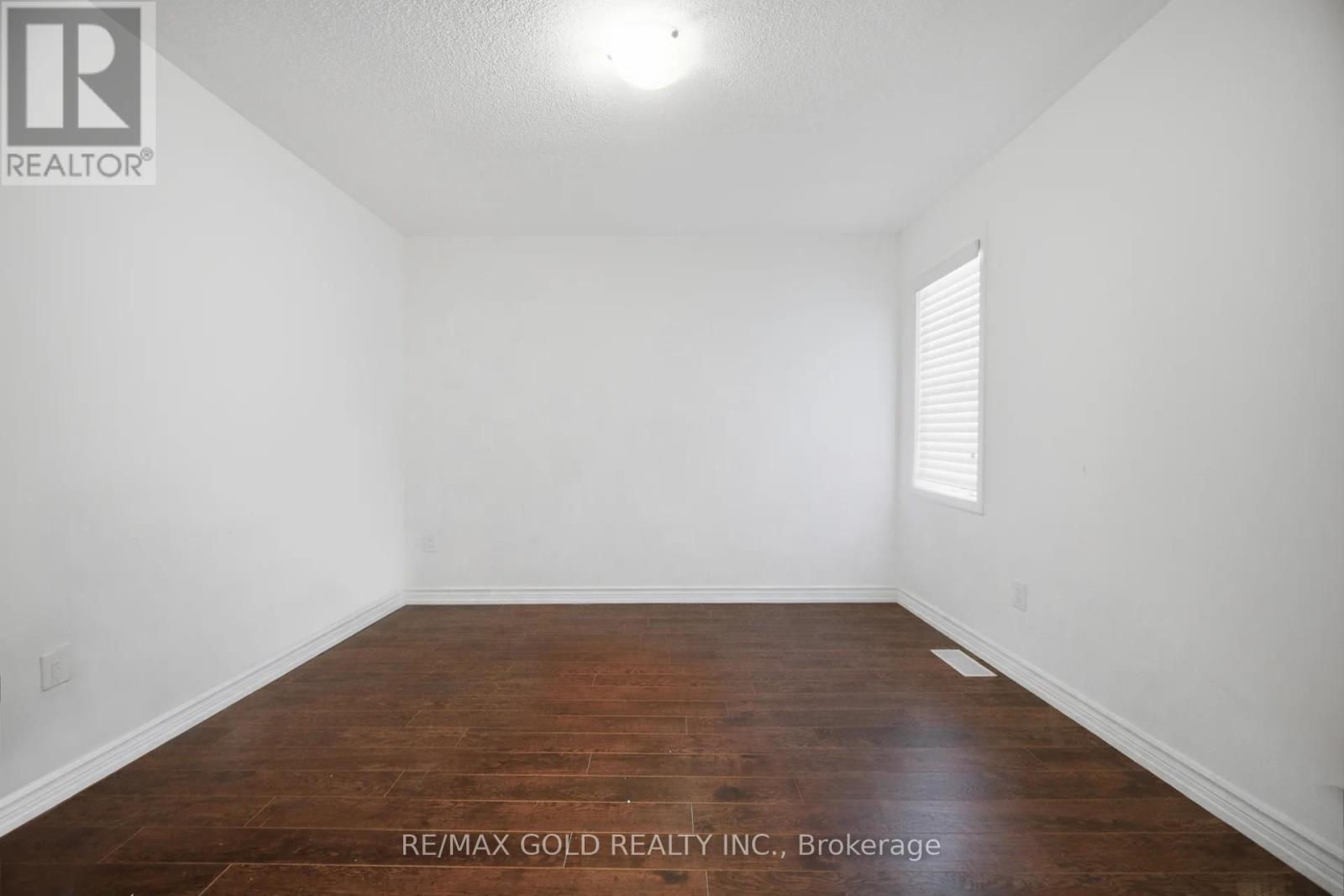 38 Leadenhall Road, Brampton, Ontario  L7A 4G3 - Photo 16 - W12970886