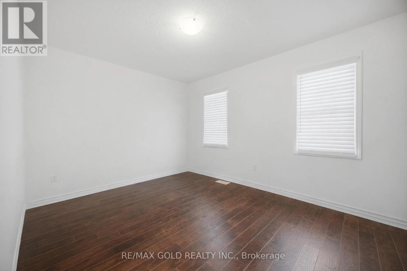 38 Leadenhall Road, Brampton, Ontario  L7A 4G3 - Photo 15 - W12970886