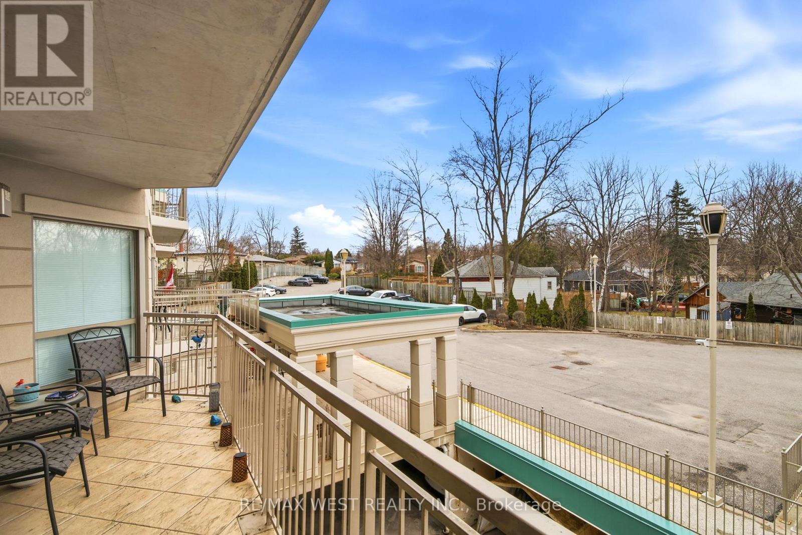 407 - 24 Chapel Street, Halton Hills, Ontario  L7G 6A7 - Photo 9 - W12977654