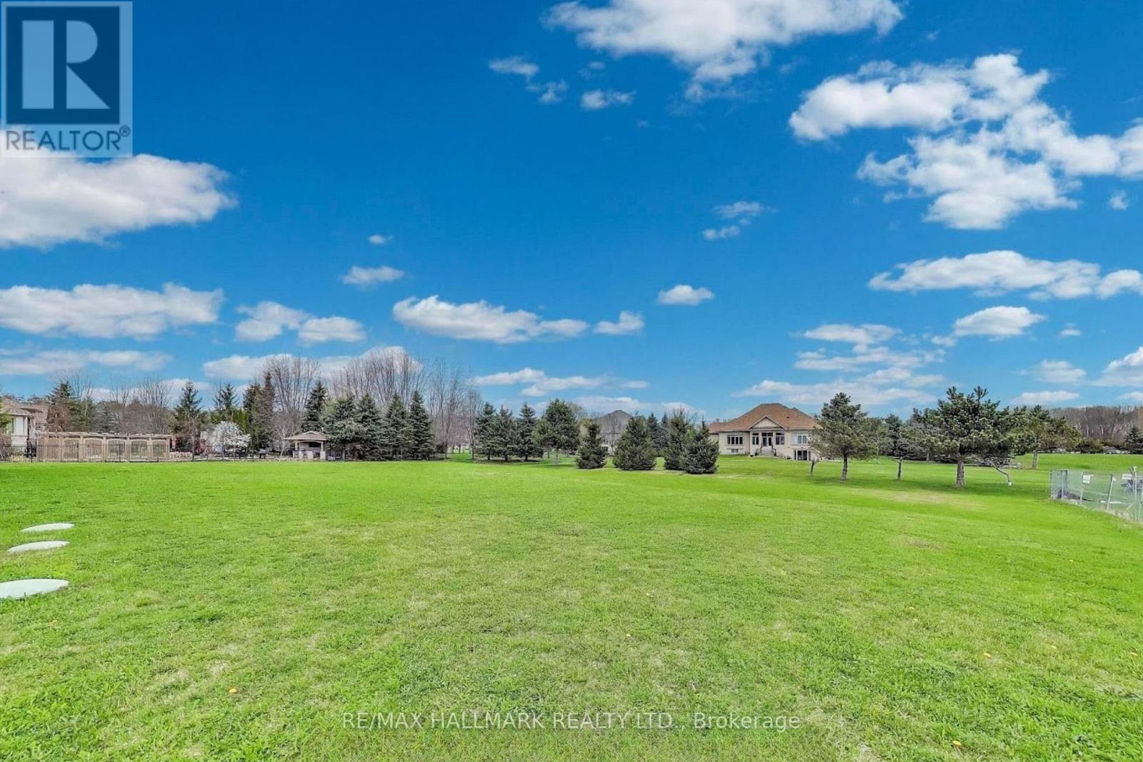 67 Grayfield Drive, Whitchurch-Stouffville, Ontario  L4A 0B1 - Photo 39 - N12646828