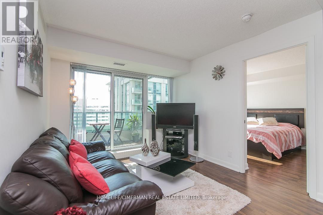 2301 - 17 Anndale Drive, Toronto, Ontario  M2N 2W7 - Photo 8 - C12978000