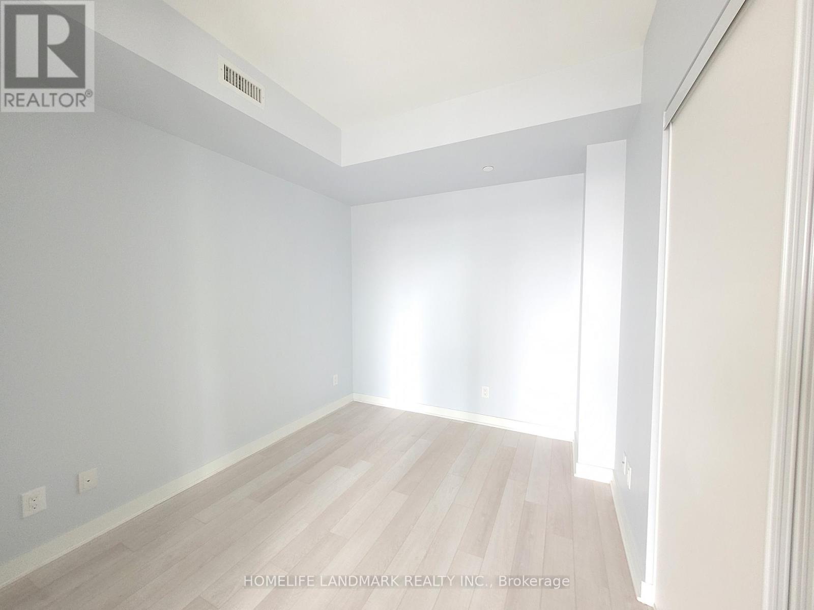 1301 - 290 Adelaide Street W, Toronto, Ontario  M5V 1P6 - Photo 7 - C12978018