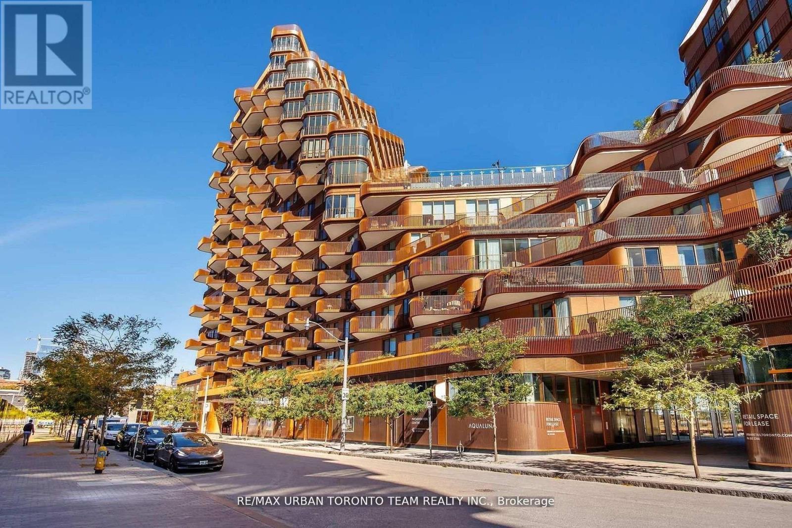 415 - 155 MERCHANTS' WHARF, Toronto, Ontario