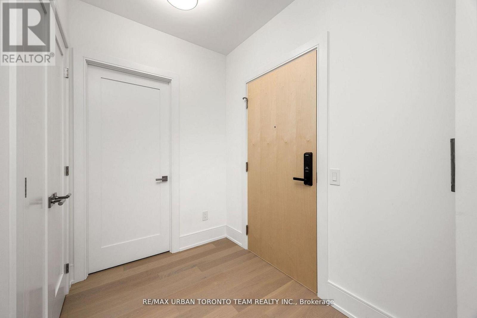 415 - 155 Merchants' Wharf, Toronto, Ontario  M5A 0Y4 - Photo 2 - C12978032