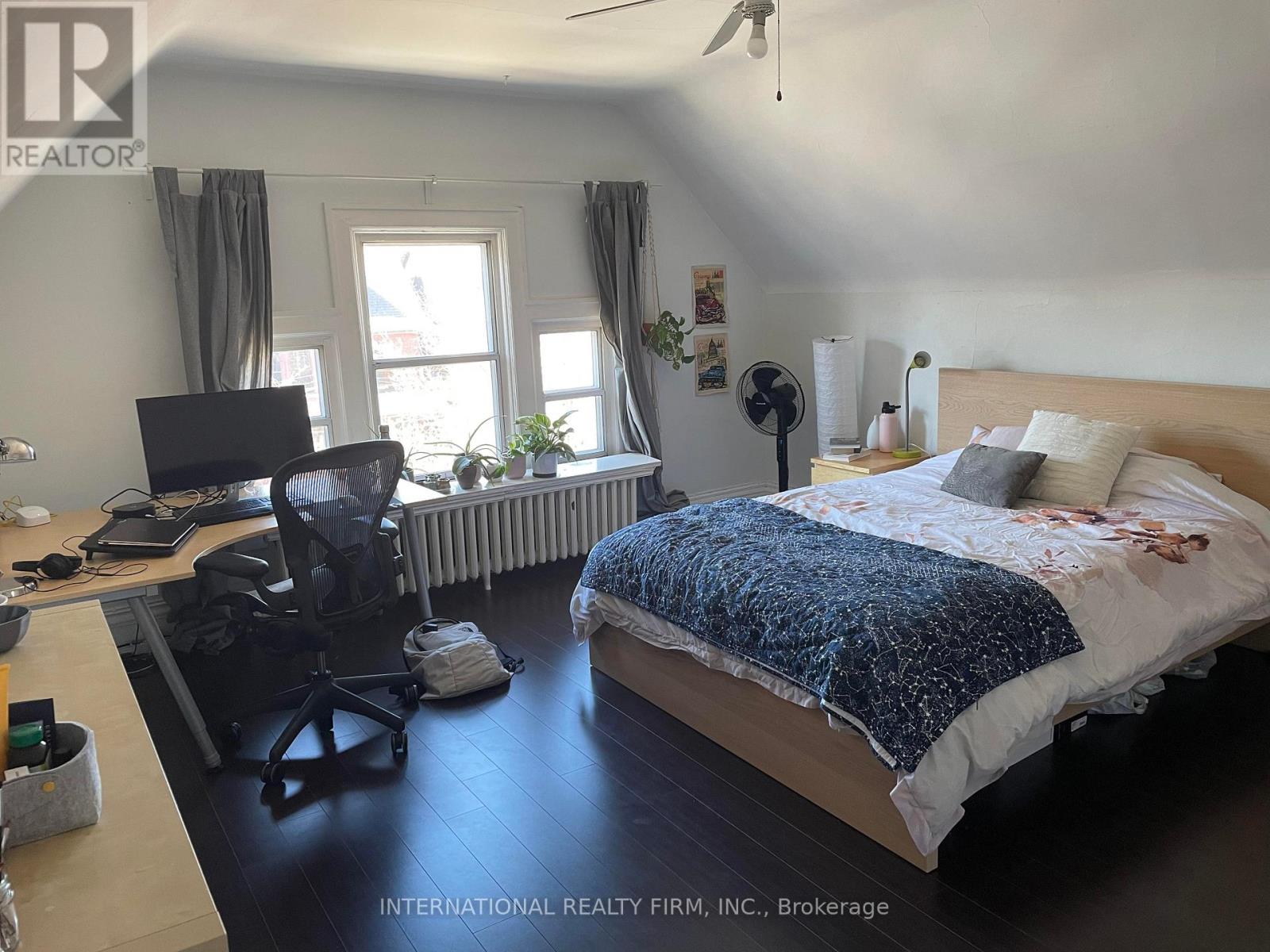 Unit D - 201 Madison Avenue, Toronto, Ontario  M5R 2S6 - Photo 3 - C12978126