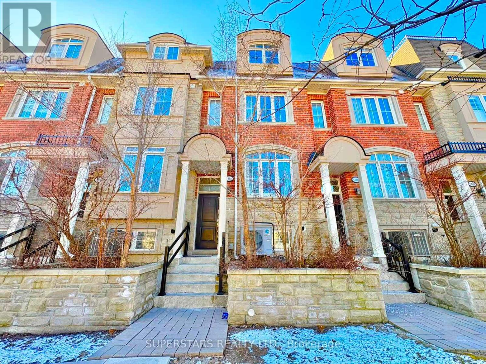 137a Finch Avenue E, Toronto, Ontario  M2N 0H7 - Photo 1 - C12978160