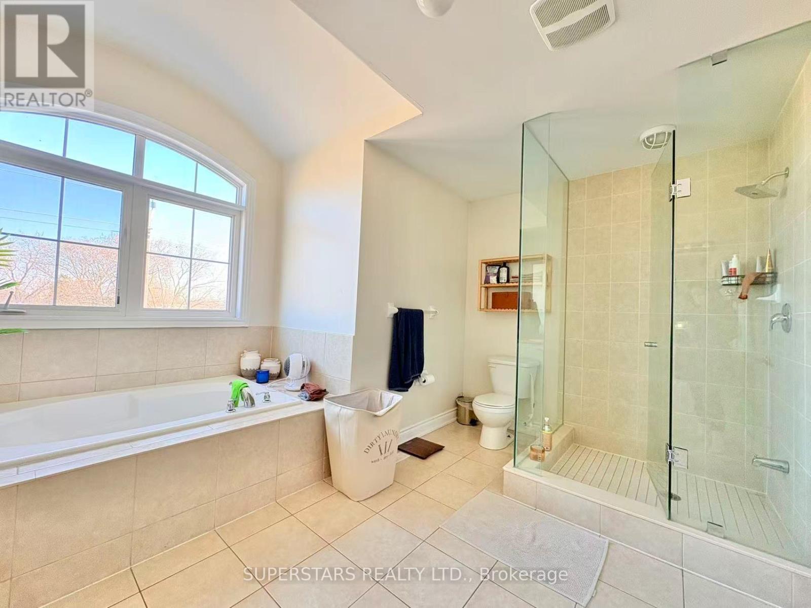 137a Finch Avenue E, Toronto, Ontario  M2N 0H7 - Photo 14 - C12978160