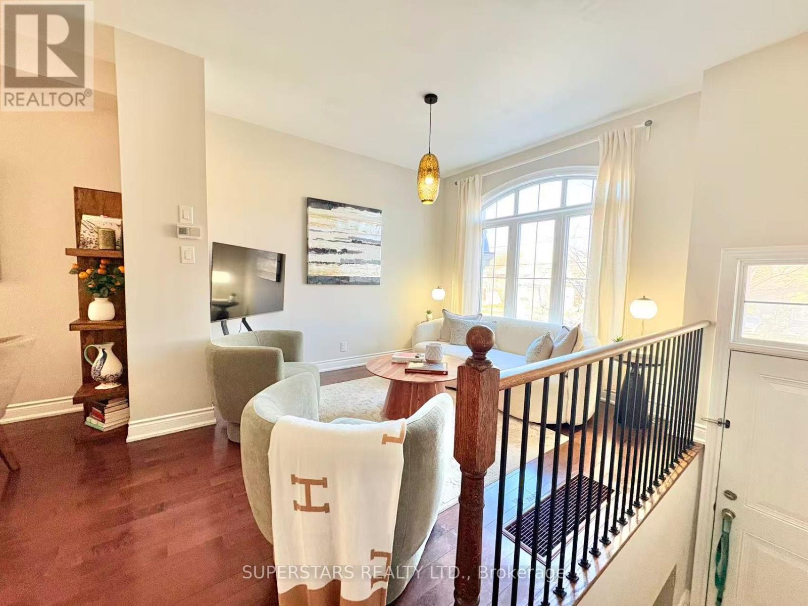 137a Finch Avenue E, Toronto, Ontario  M2N 0H7 - Photo 2 - C12978160