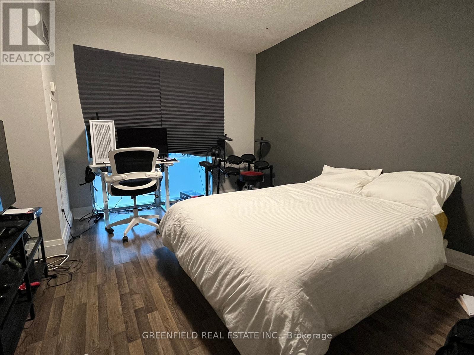 111e  - Upper - 555 Wilson Avenue, Toronto, Ontario  M3H 0C5 - Photo 36 - C12978194