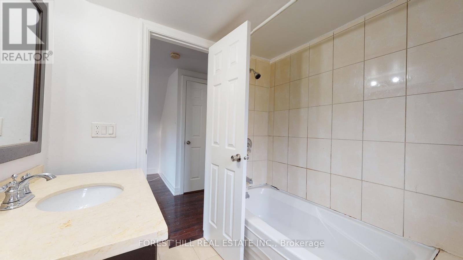 2nd Floor - 262 Poyntz Avenue, Toronto, Ontario  M2N 1J7 - Photo 10 - C12978248