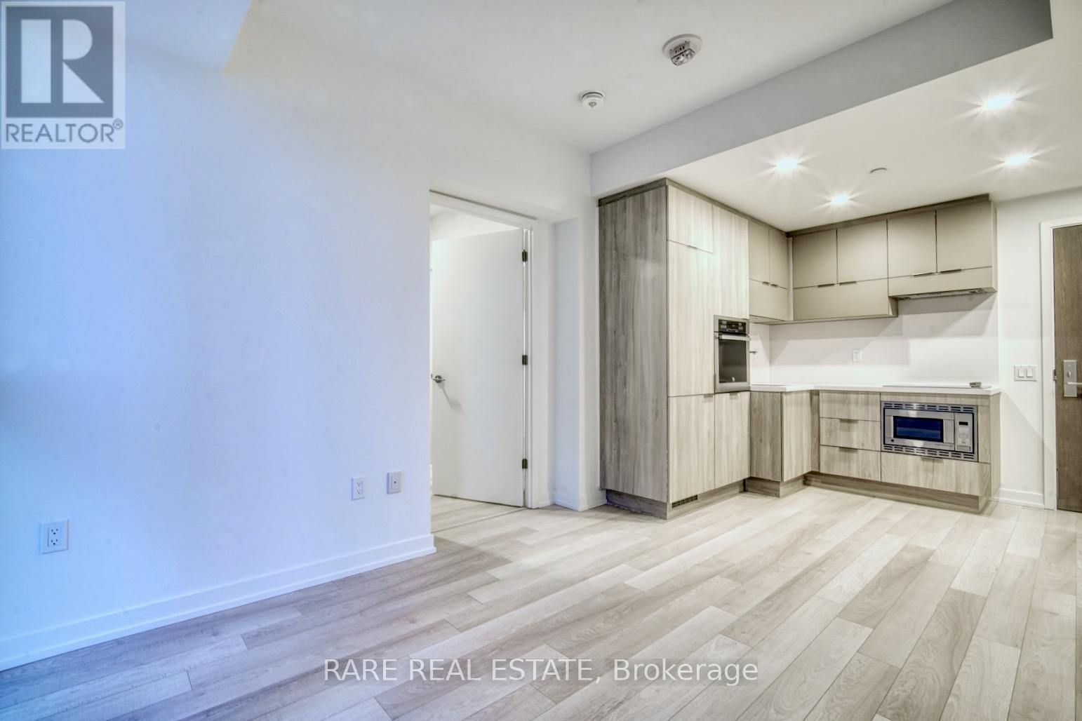 1806 - 39 Roehampton Avenue, Toronto, Ontario  M4P 0G1 - Photo 4 - C12978258