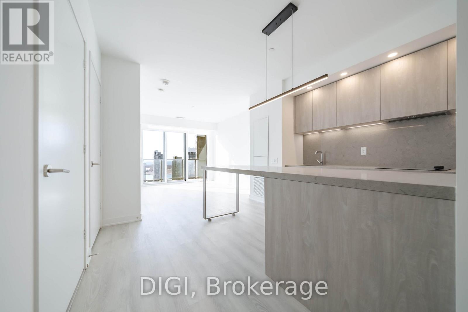 810 - 57 SPADINA AVENUE, Toronto, Ontario