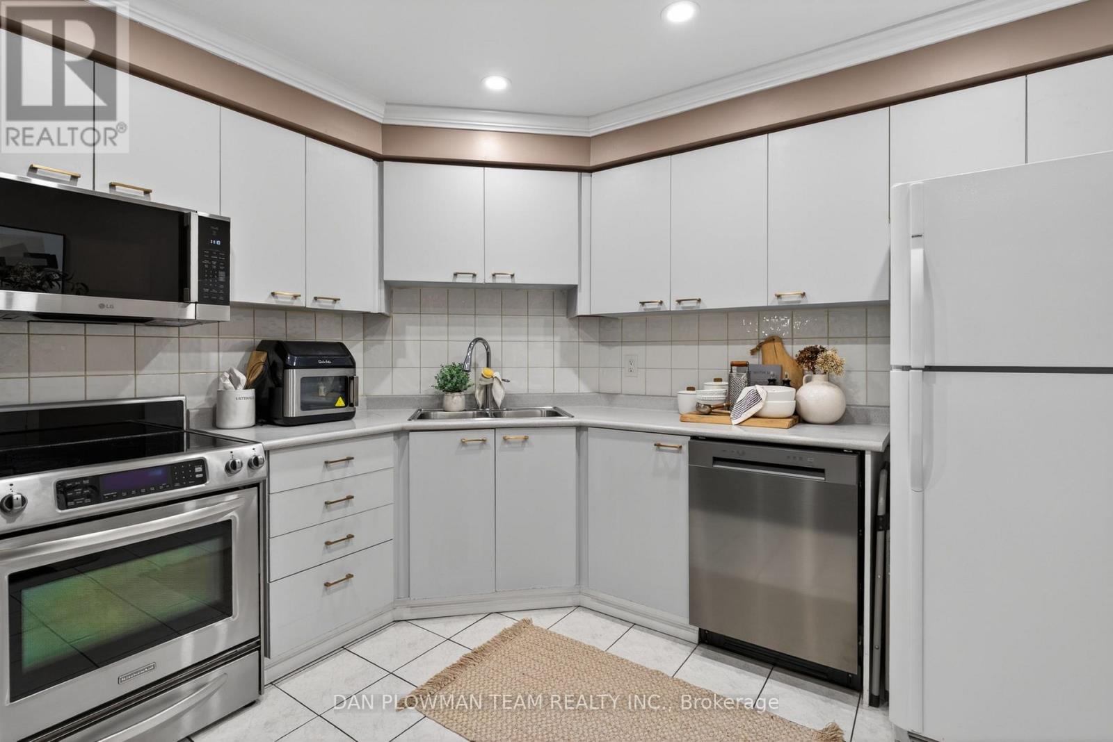 609 - 1400 The Esplanade Street N, Pickering, Ontario  L1V 6V2 - Photo 10 - E12976616