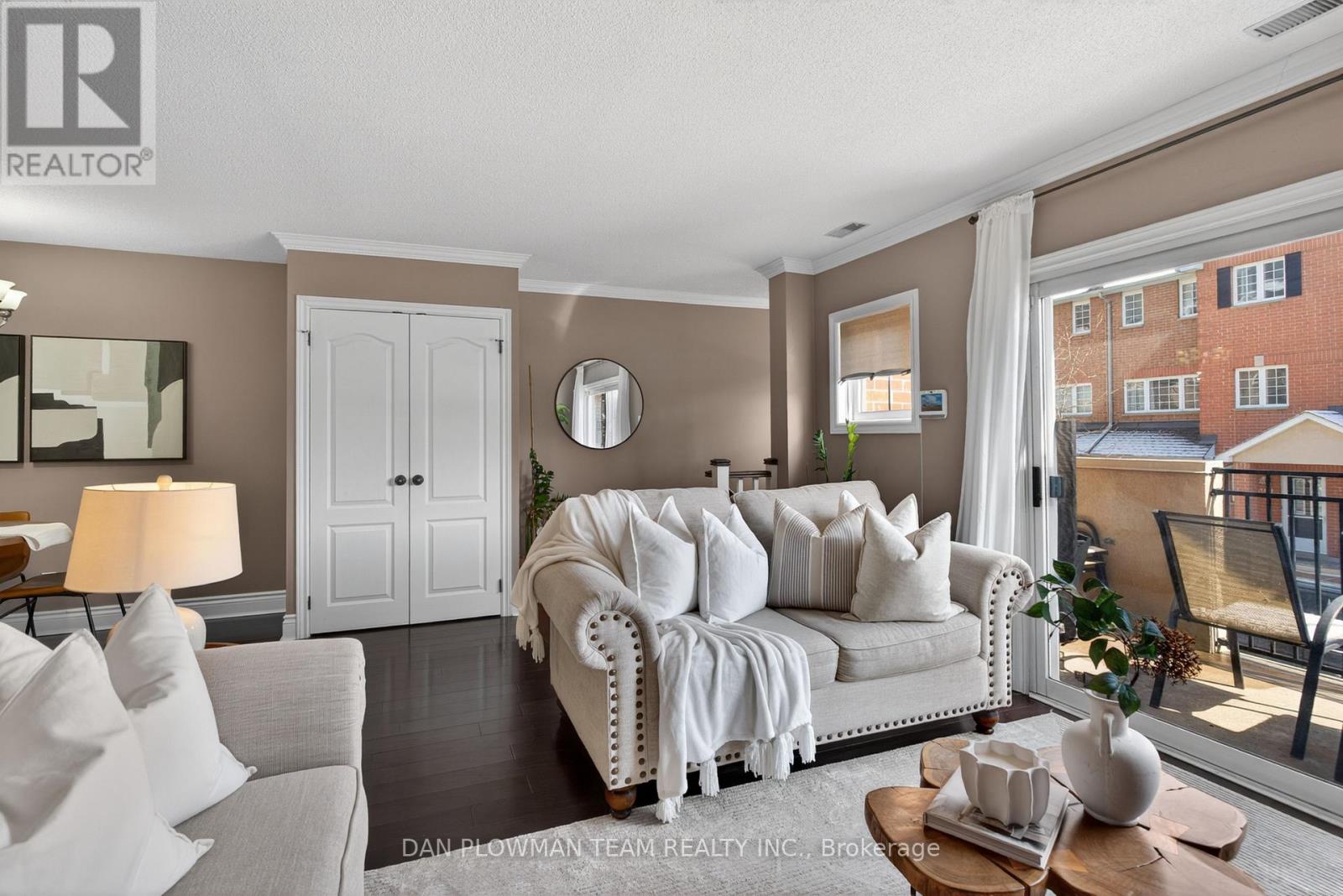 609 - 1400 The Esplanade Street N, Pickering, Ontario  L1V 6V2 - Photo 4 - E12976616