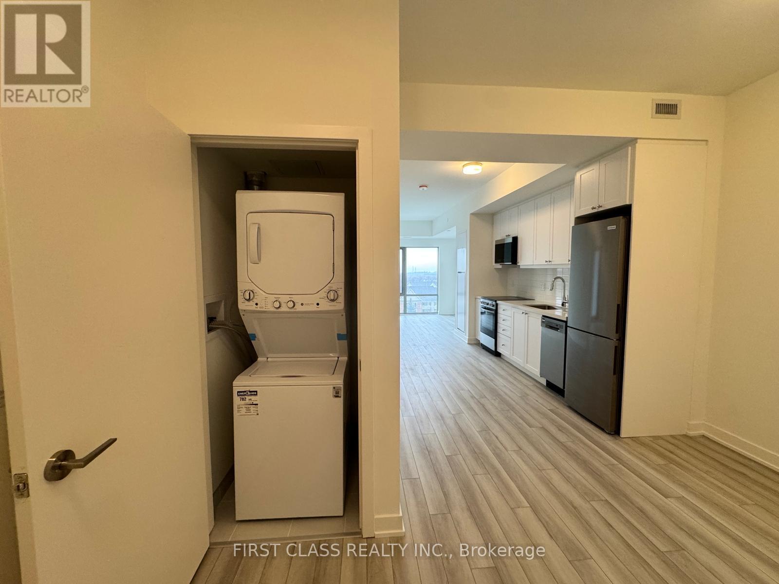 704 - 51 Clarington Boulevard, Clarington, Ontario  L1C 0H6 - Photo 3 - E12977928