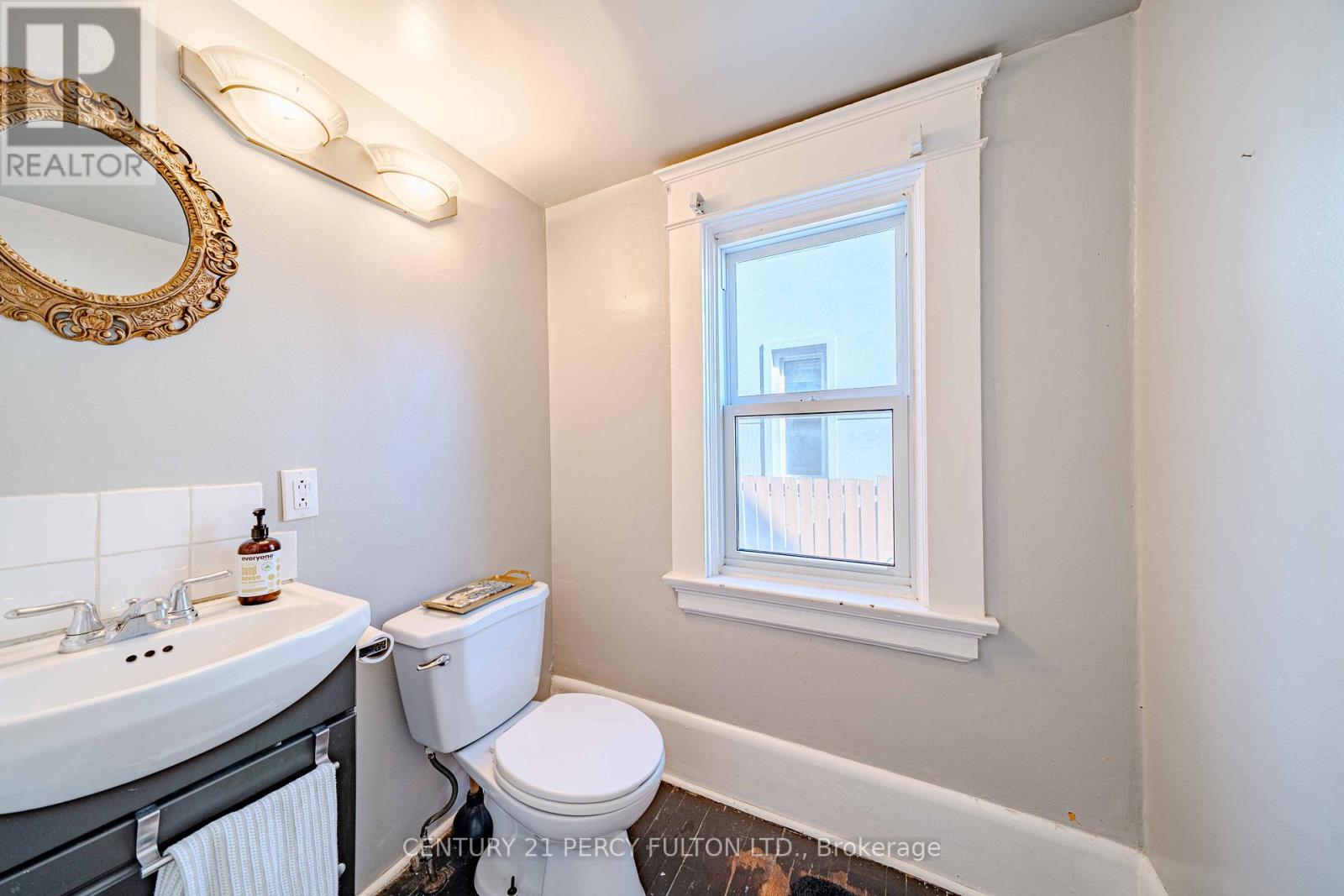 296 King Street E, Oshawa, Ontario  L1H 1C8 - Photo 20 - E12978124